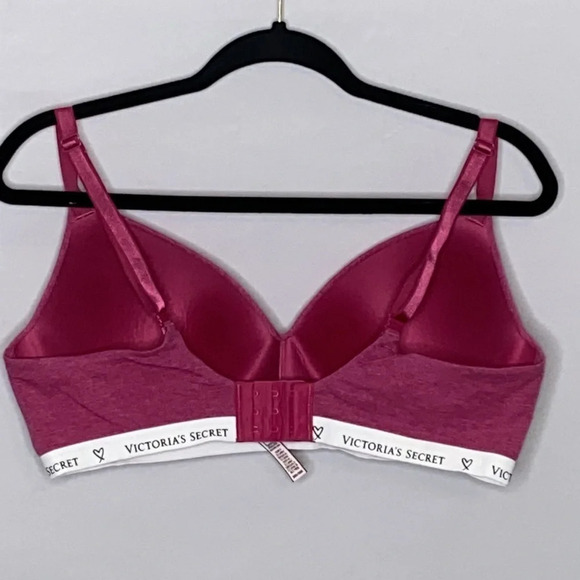 Victoria's Secret T Shirt Bra Lightly Lined and Wireless - Size 38D - Picture 2 of 8